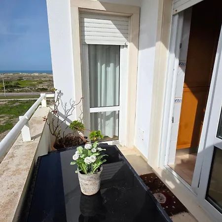 Maia Surf House - Baleal * 페렐