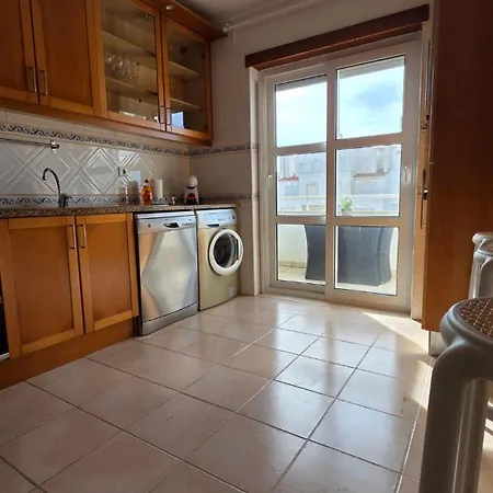 Maia Surf House - Baleal * 페렐