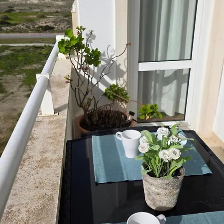 Maia Surf House - Baleal Διαμέρισμα *